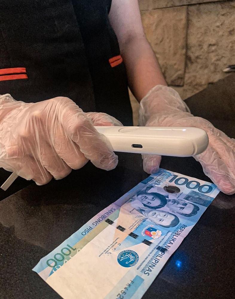 فندق ذا بي مونتنلوبا المظهر الخارجي الصورة